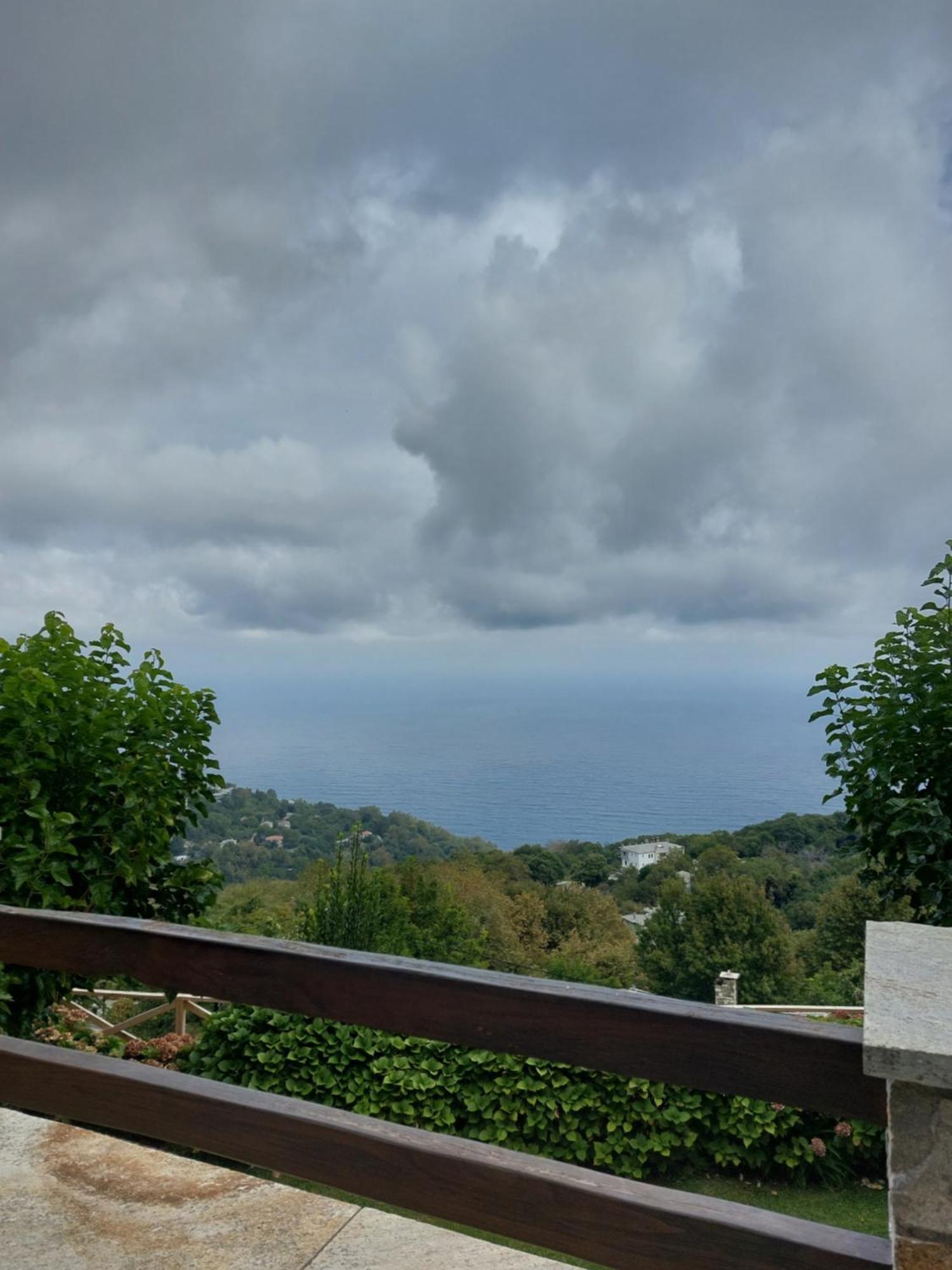 Θαλλώ Luxurious Villa ซาการาดา ภายนอก รูปภาพ