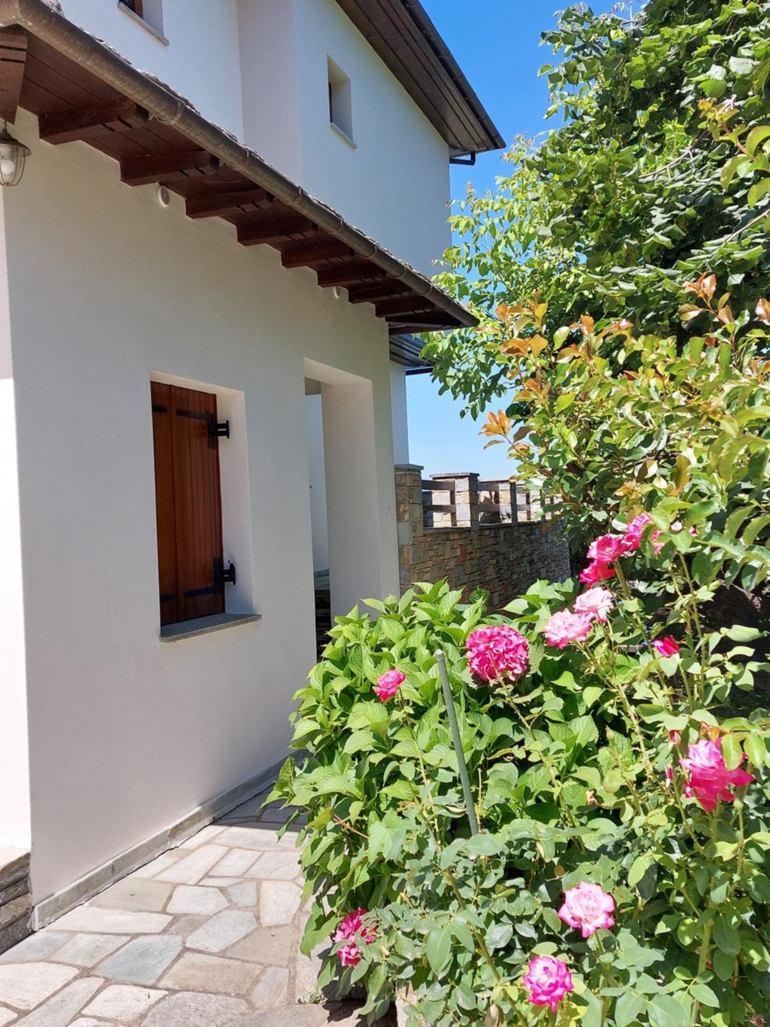Θαλλώ Luxurious Villa ซาการาดา ภายนอก รูปภาพ