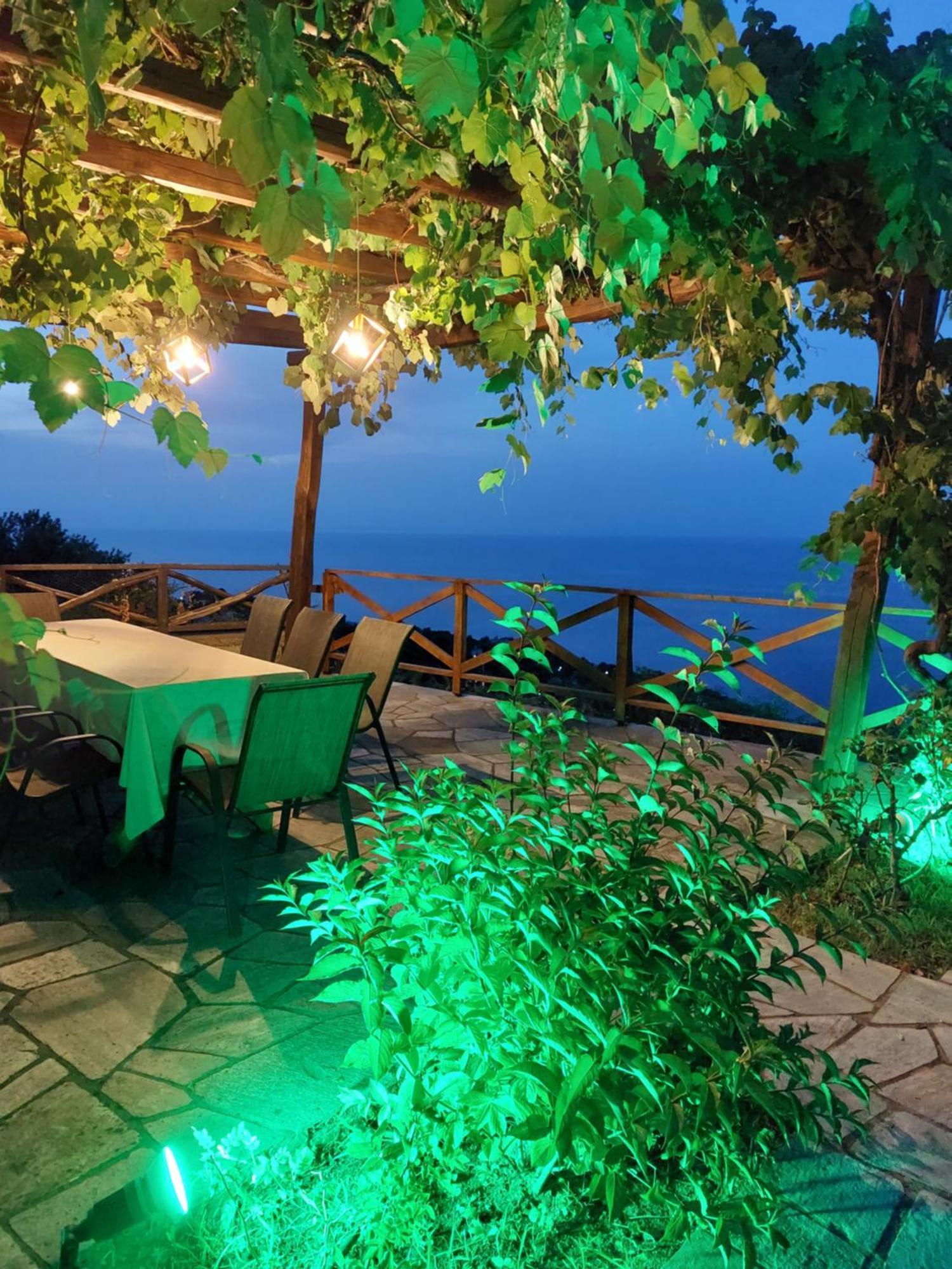 Θαλλώ Luxurious Villa ซาการาดา ภายนอก รูปภาพ