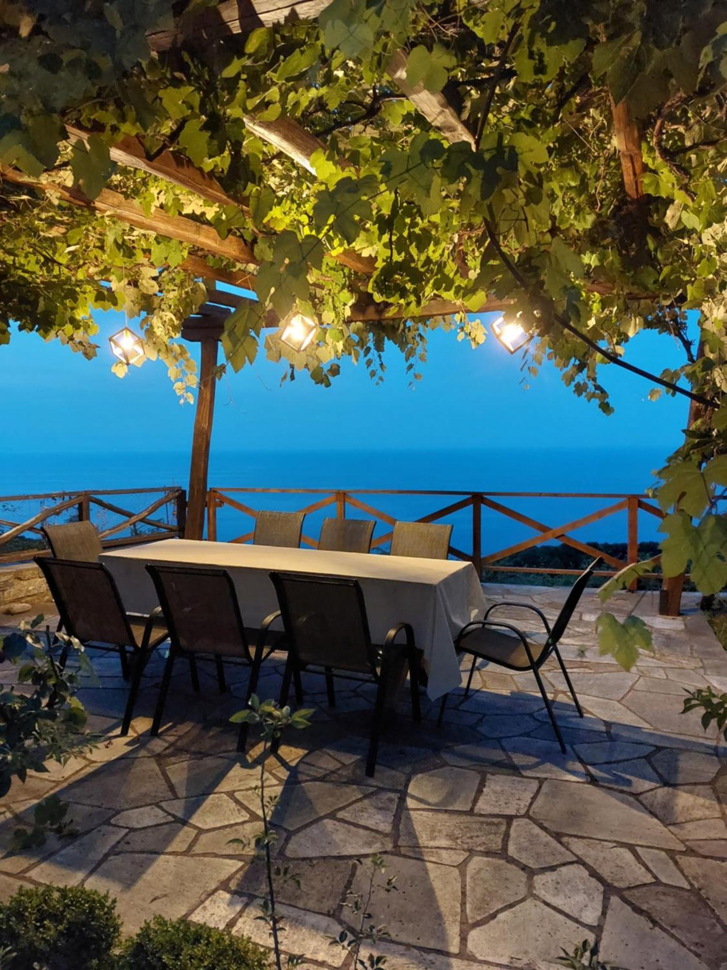 Θαλλώ Luxurious Villa ซาการาดา ภายนอก รูปภาพ