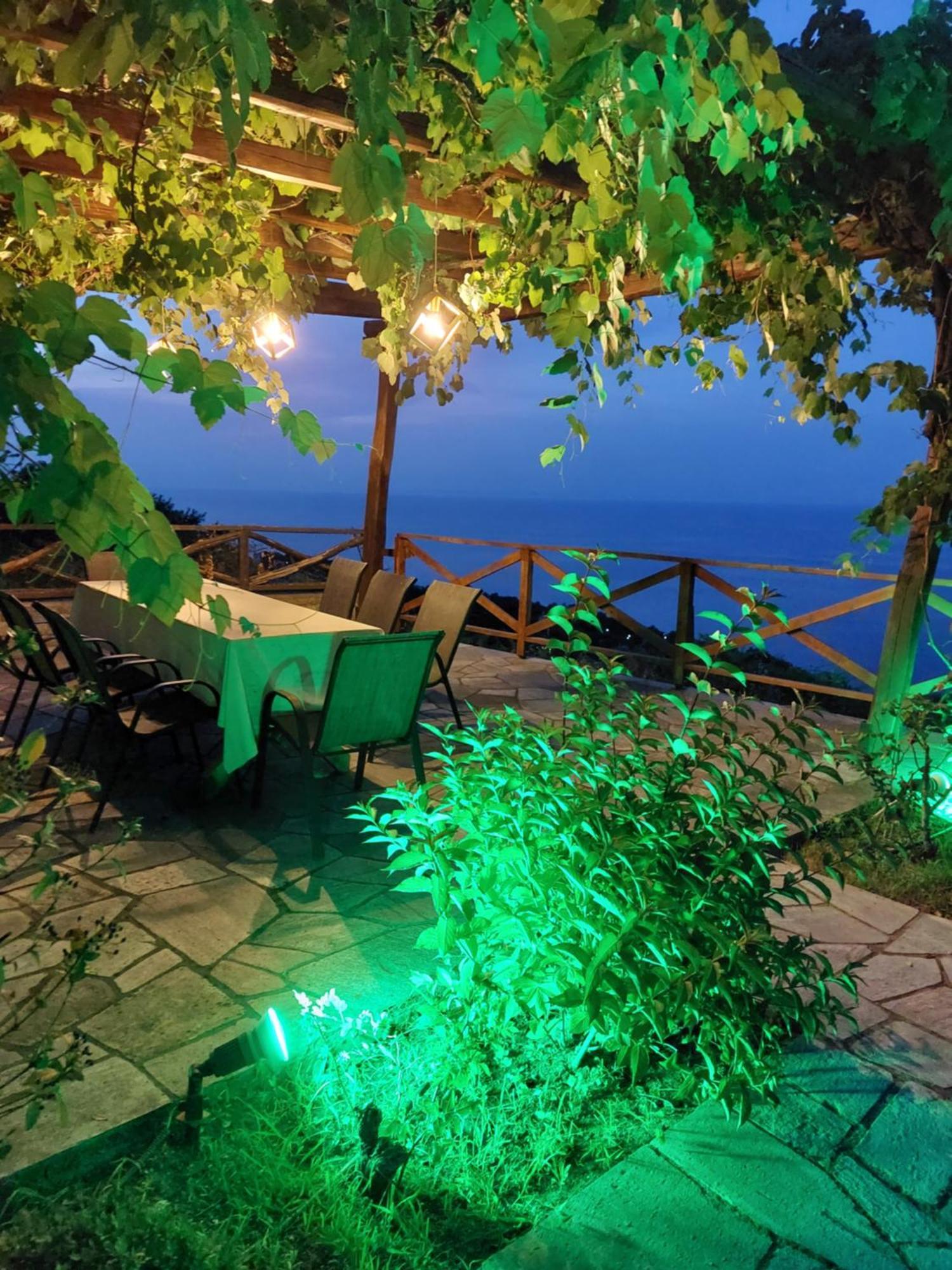 Θαλλώ Luxurious Villa ซาการาดา ภายนอก รูปภาพ